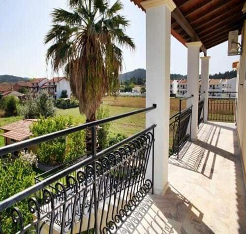 סידריון Monika Hotel Sidari מראה חיצוני תמונה