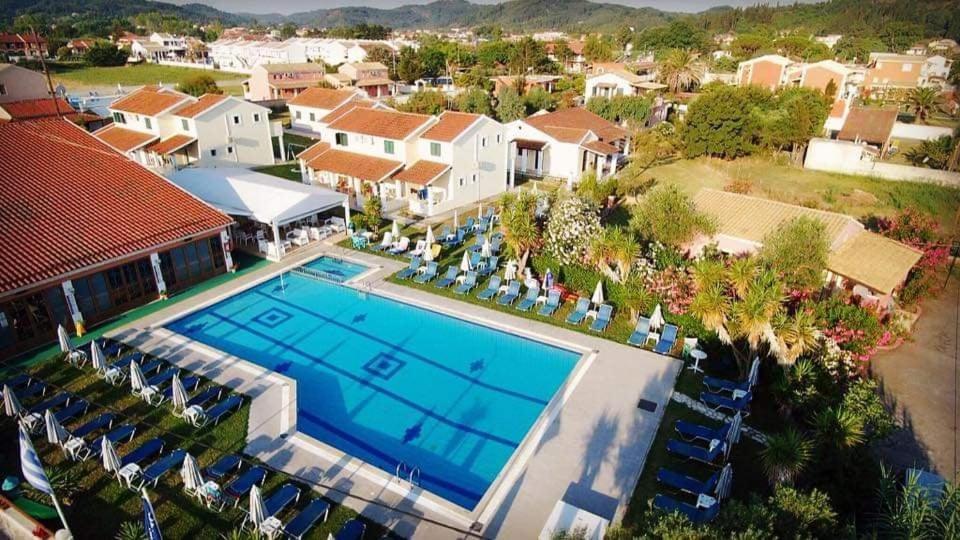 סידריון Monika Hotel Sidari מראה חיצוני תמונה